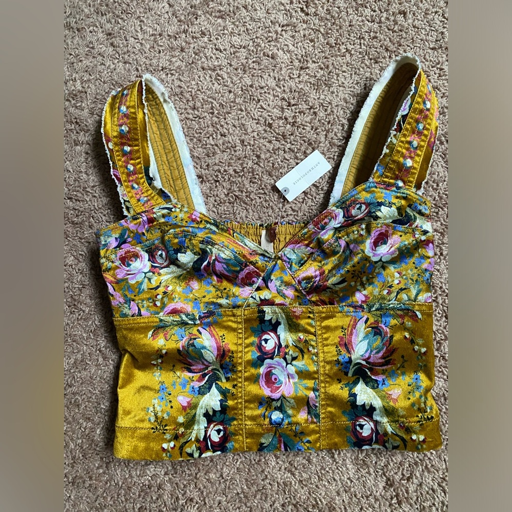 Pilcro velvet tank. New with tags. Size 6.